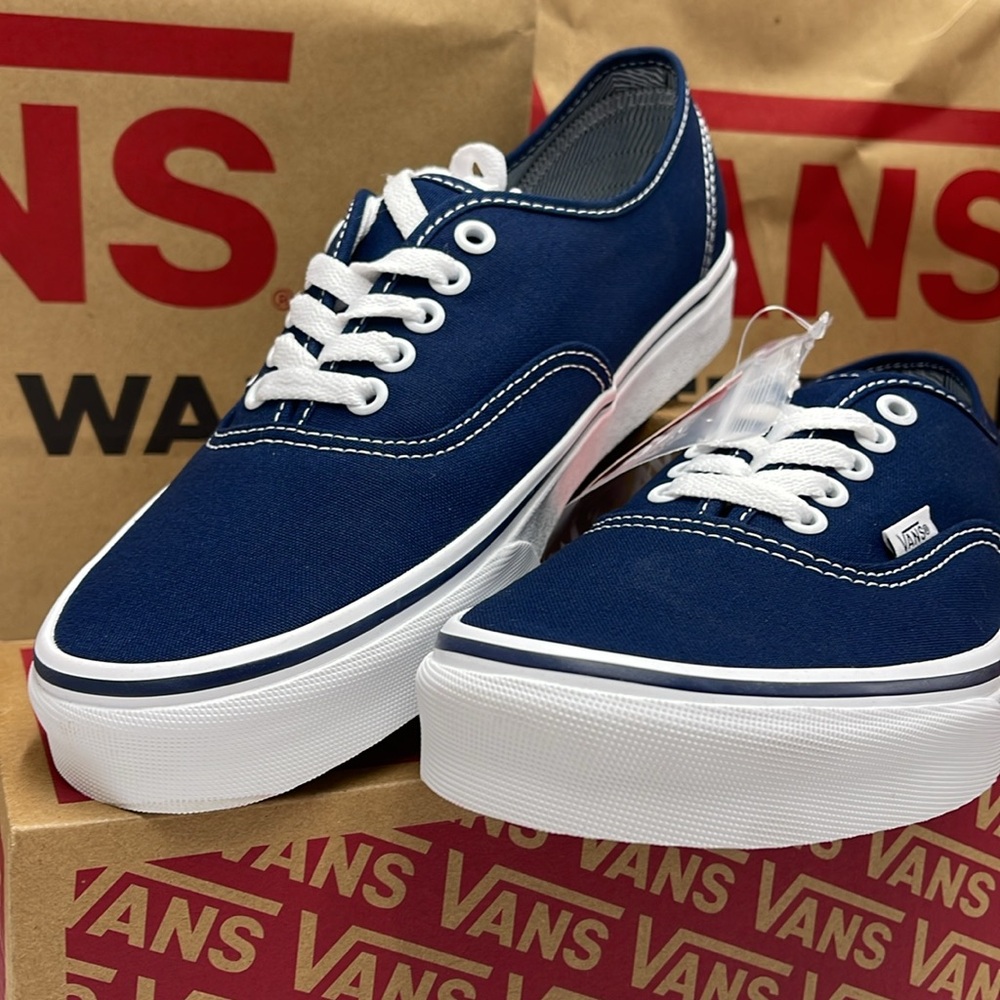 Vans Women’s Authentic (Angstrping) Dress blue/True White 
VN000EE332D
Sneakers - Picture 6 of 16